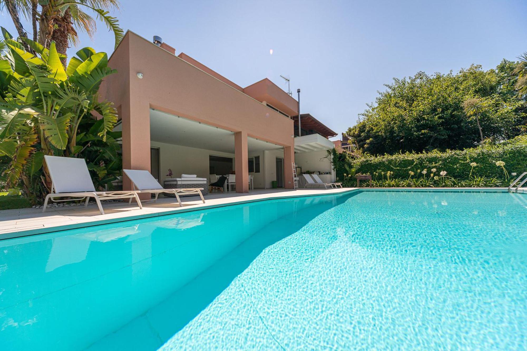 Villa Ametista Portorosa 푸르나리 외부 사진