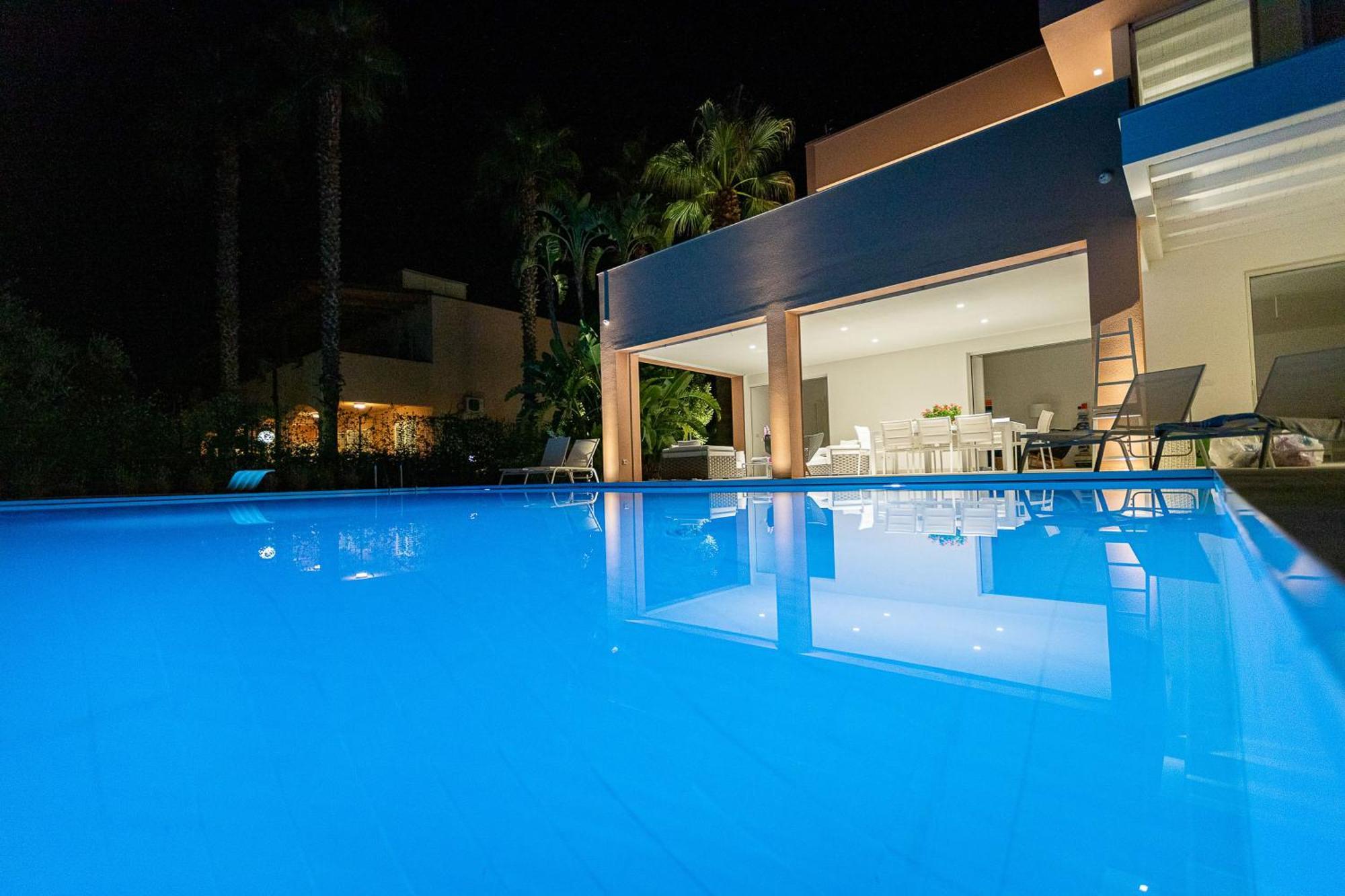 Villa Ametista Portorosa 푸르나리 외부 사진